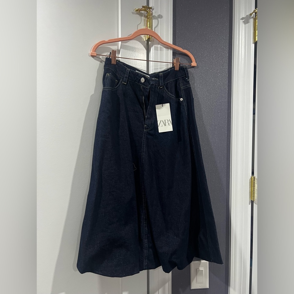 Zara Women's Deep Indigo Flare Jeans